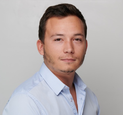 Ingénieur de formation, Mathieu Bottausci rencontre son associé Romaric Bouxin durant ses études. Ils sont rapidement incubés à Station F, avec le soutien de Plug and Play, BNP Paribas et la région Ile de France, avant de voler de leurs propres ailes.
